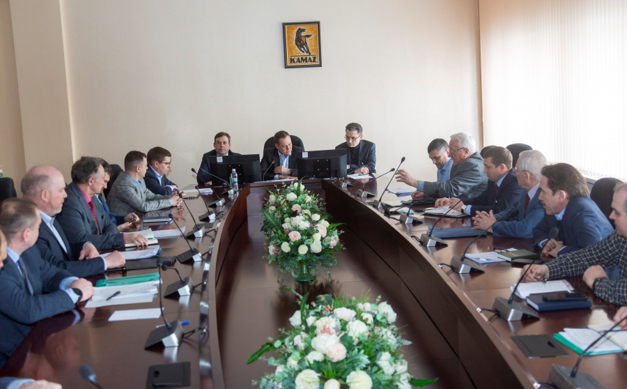 РОССИЙСКИЕ МЕТАЛЛУРГИ ПОСЕТИЛИ ПАО «КАМАЗ»