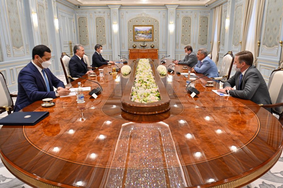 ТОП-МЕНЕДЖЕРЫ «КАМАЗА» ПОСЕТИЛИ УЗБЕКИСТАН